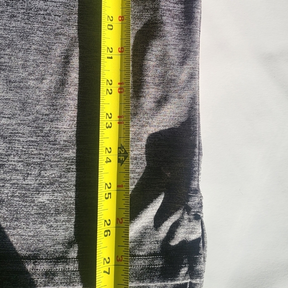 Oakley Men's Gray Polo Shirt. Size L - Picture 8 of 11